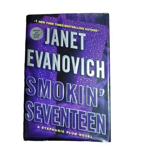Janet Evanovich 》Smokin' Seventeen